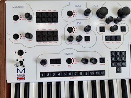 various-Modal Electronics / Modulus 002